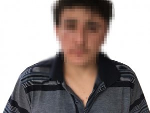 Türk Bayrağının Üzerine Basarak Video Çeken Kişi Bağcılar’da Yakalandı