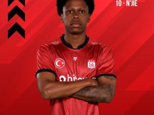 Sivasspor’da Clinton N’jie İlk Resmi Maçına Çıktı