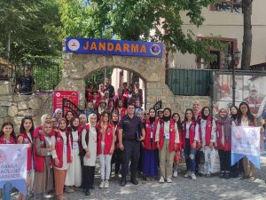 Gönüllü Gençler Jandarmayla Bir Araya Geldi