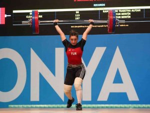 Nuray Güngör, Konya’da Altın Madalya Kazandı