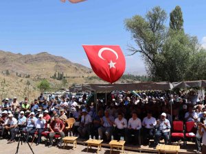 Aşık Sümmani Doğduğu Köyde Düzenlenen Şenlikle Anıldı
