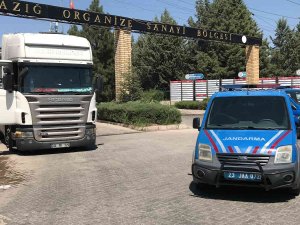 Tır Şoförü Direksiyon Başında Ölü Bulundu