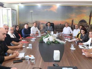 Aslan: “Yardımcı Kaynaklar Öğrencilerin Masasında Hazır Olacak”