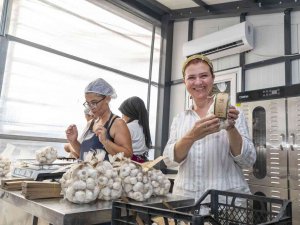 50 Yıllık Ata Tohumu, Mersinden Kadın Kooperatifi İle Sofralarda Yerini Aldı