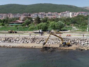 Van Gölü’nde ’Dip Temizliği’ Başladı