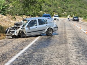 Kontrolden Çıkan Araç Takla Attı; 1 Yaralı