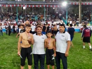 Antakya Belediyesi Güreş Takımının Başarısı