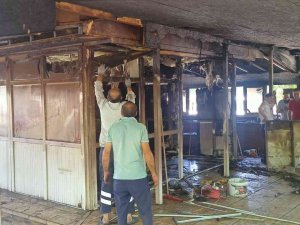 Bingöl’de Yanan Büfe Kullanılmaz Hale Geldi