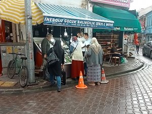 Olta İle Tutulan Palamutlar, Tezgahları Süsledi