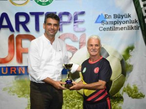 Kartepe’de Kupalar Sahiplerini Buldu