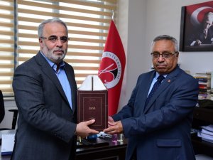 Diyanet İ̇şleri Başkan Yardımcısı İ̇şliyen’den Kastamonu Üniversitesine Ziyaret