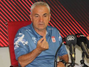 Çalımbay Hakemlere Ateş Püskürdü! “Bu Vicdansızlık”