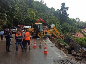 Beykoz’da İstinat Duvarı Çöktü: Göçük Altında Kalan 1 Kişi Kurtarıldı