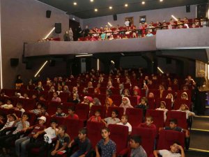 Çocuklar, Dijital Sinemada Animasyon Çizgi Film İzledi