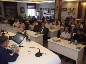 Manisa’da ‘Kabin Takın Hayatta Kalın’ Projesinin Kapanış Toplantısı Yapıldı