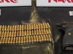 Uyuşturucu Taciri 14 Kişi Tutuklandı