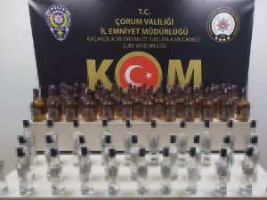 Otobüste 80 Şişe Kaçak İçki Ele Geçirildi