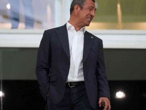 Ali Koç, Takımını Yalnız Bırakmadı
