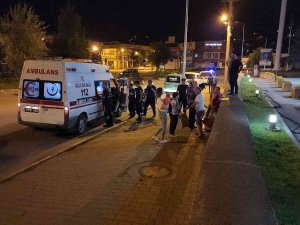 3 Kişinin Yaralandığı Bıçaklı Kavgada 2 Tutuklama