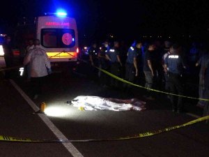 Otomobilin Çarptığı 19 Yaşındaki Genç Hayatını Kaybetti