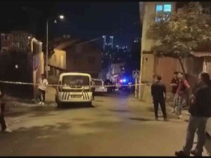 Şişli’de Çıkan Kavgada 1’i Polis Olmak Üzere 5 Kişi Yaralandı
