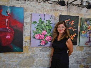 Fransa’dan Kesin Dönüş Yaptı, Ayvalık’ta Sergi Açtı