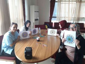 Sincanlı Hanımlar Mandala İle Stres Atıyor
