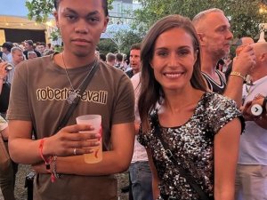 Finlandiya Başbakanı Marin, İkinci El Elbisesiyle Gündem Oldu