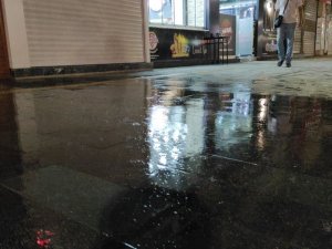 5 Metre Karelik Alana Yağan Yağmur Şaşkına Çevirdi