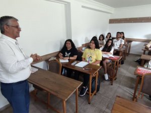 Kemer Belediyesinden Ücretsiz Üniversiteye Hazırlık Kursu