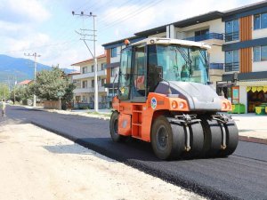 Akyazı’da 700 Metrelik Yol Asfaltla Buluştu