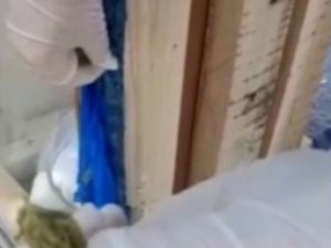 Tahta Kafeste Uyuşturucu Ele Geçirildi