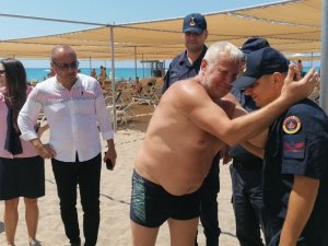 Kaybolan Torununa Kavuşan Rus Dede, Gözyaşlarına Boğuldu