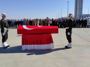 Şehit Asker, Törenle Memleketine Uğurlandı