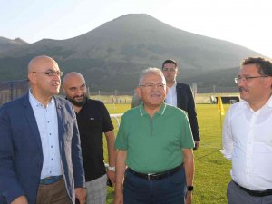 Başkan Büyükkılıç Ve Vali Çiçek’ten Erciyes’te Turizm Zirvesi