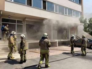 Ümraniye’de Mobilya Atölyesinde Korkutan Yangın