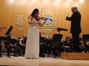 Kemanın Dünyada Parlayan Yıldızı Kuşadası’nda Konser Verdi