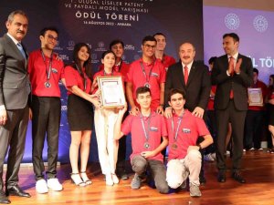 Termal Bebek Bezi Tasarlayan Öğrenciler Patent Yarışmasında Derece Aldı