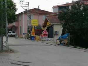 Bıçaklanan Market Sahibi Hayatını Kaybetti