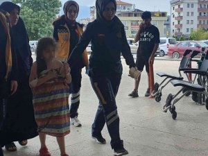 Bursa’da Bahçede Yakılan Ateşin Üzerine Düşen Çocuk Yaralandı