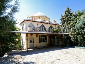 Dulkadiroğlu’nda İbadethanelere Bakım Ve Onarım