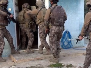 Fetö’nün İ̇stanbul Polis Okullarından Sorumlu İmamı İle Türkmenistan’da Üst Düzey Mahrem İmamlık Yapan Zanlı Tutuklandı