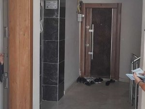 Polis Ekiplerinden Vatandaşlara Seyyar Satıcı Ve Dilenci Uyarısı