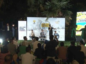 Çevre Şehircilik Ve İ̇klim Değişikliği Bakanı Murat Kurum Zeytinburnu’nda