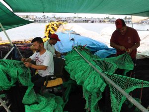Balıkçılar ’Vira Bismillah’ Hazırlıklarını Sürdürüyor