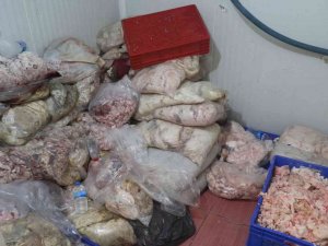 Elazığ’da Ele Geçirilen Çürük Etlerin Görüntüleri Paylaşıldı