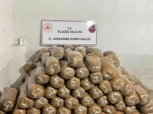 Elazığ’da 1 Ton Kıyılmış Kaçak Tütün Ele Geçirildi