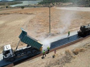 Manisa Büyükşehir Alaşehir’in Yollarını Güzelleştiriyor