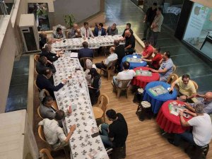 Vali Gürel Bedesten İ̇ş Hanı Esnafı İle Bir Araya Geldi