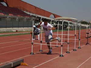 Adaylar, 45 Metrelik Parkurda Asü’lü Olmak İçin Ter Döküyor